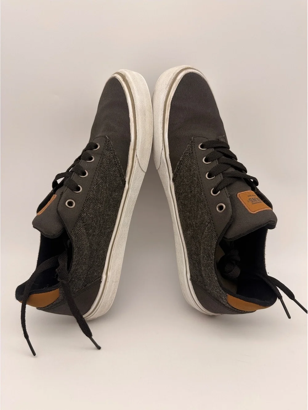 Vans Atwood Deluxe Mens Low Top Sneakers Gray Tweed Tan Leather Size 11